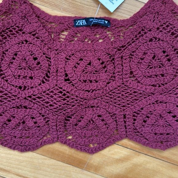 Zara Crochet Burgundy Crop Top - Picture 3 of 6